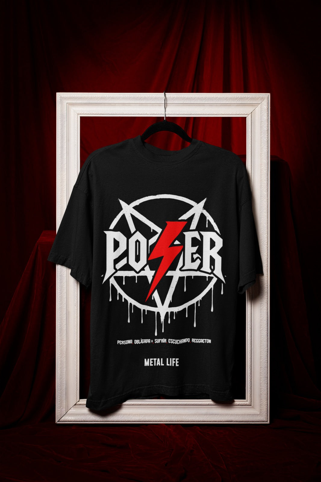 Camiseta POSER (Ed. Limitada) – Persona Obligada a Sufrir Escuchando Reggaetón