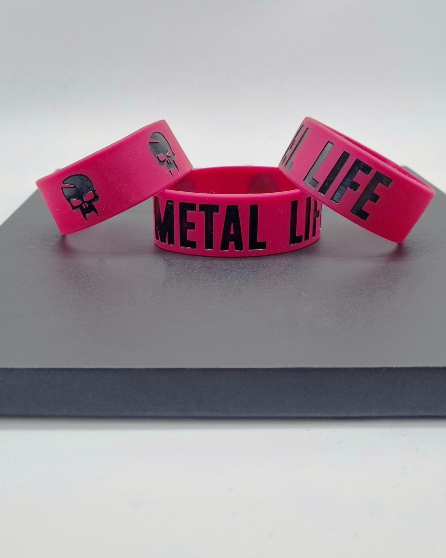 Pulsera Rosja de silicona Metal Life